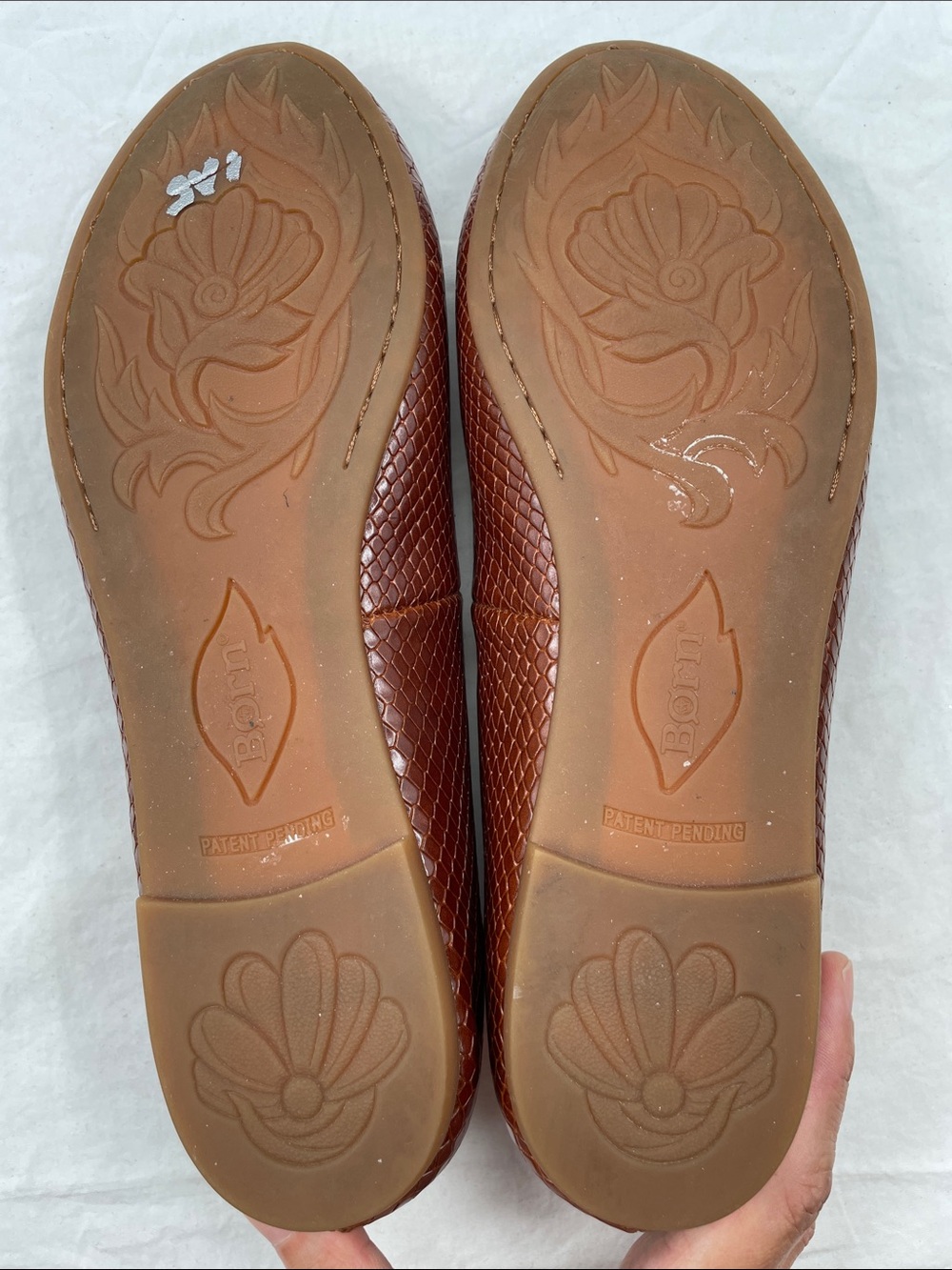 NEW! Born Hand Crafted Leather Dark Burgundy Textured Ballet Flats. 9M. - Picture 10 of 10